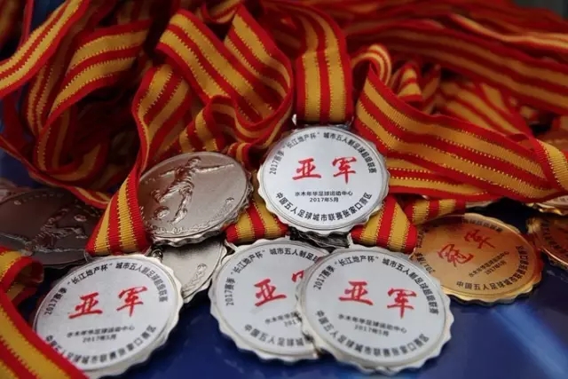巴萨新援戈登即将官宣！为何近期不安排发布会？